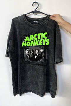 Remera Arctic Monkeys (Nevada o Negra)