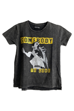 Remera Queen - Somebody (Nevada)