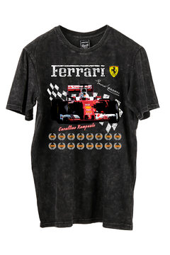 Remera Ferrari F1 Team (Nevada o Negra)