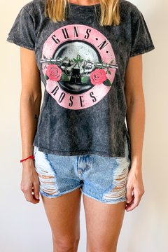 Remera Guns ´n Roses (Círculo rosa - Nevada) - comprar online