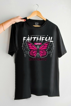 Remera Butterfly Faithful (Nevada, Negra o Blanca) en internet