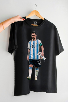 Remera Messi Capitan 2 (Nevada,Negra o Blanca) - comprar online