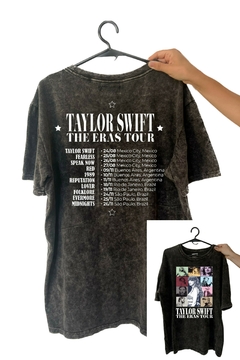 Remera Taylor Swift The Eras Tour - Frente y Espalda (Nevada, Negra o Blanca)