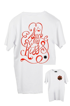 Remera Red Hot - Kiss and Love FRENTE y ESPALDA (Nevada, Negra o Blanca) en internet