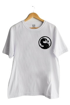 Remera Mortal Kombat Logo (Nevada, Negra o Blanca) en internet