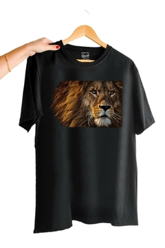Remera Lion (Nevada, Negra o Blanca) en internet