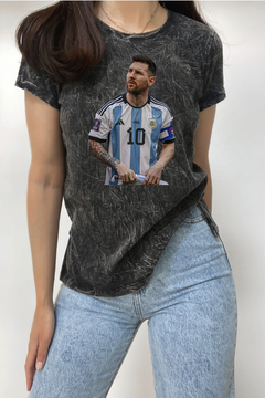 Remera Messi Capitan (Nevada)