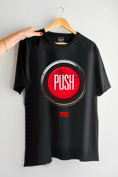 Remera Los Tipitos - Push (Nevada, Negra o Blanca) - comprar online