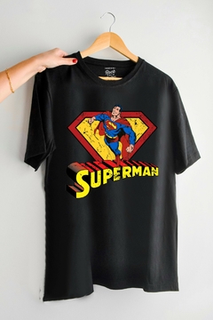 Remera Superman (Nevada, Negra o Blanca) - comprar online