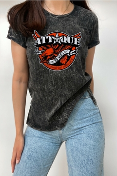 Remera Ataque 77