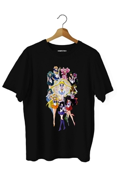 Remera Sailor Moon (Nevada, Negra o Blanca) - comprar online