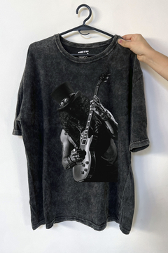 Remera Slash (Nevada o Negra)