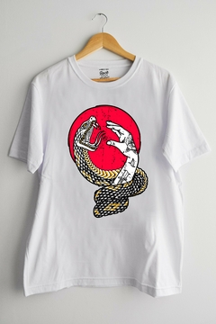 Remera Twin Snakes (Nevada, Negra o Blanca) en internet