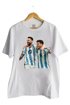 Remera Messi - Julian Abrazo (Nevada,Negra o Blanca) en internet