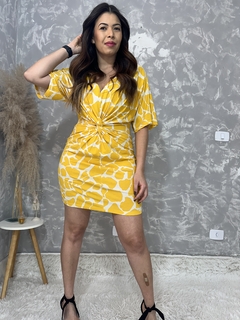 Vestido Amarelo & Branco Shein na internet