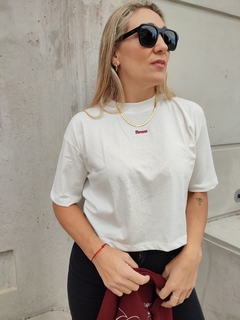 Remera crop Amour