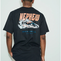 Camiseta Yeezy 700 Nephew Monster Preto - Nephew