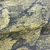 Detalhes da estampa do Papel de Parede Folhas Bege e Cinza Chumbo - Coleção Avalon 1 129 | 10 metros | Cola Grátis - Ciça Braga