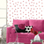 Sala decorada por Papel de Parede Beijos Branco e Vermelho (Brilho Glitter) - Risky Business - Americano Lavável | 4249 - Ciça Braga