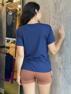 Blusa Viscose Premium - Azul Marinho - comprar online