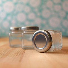 Potinhos de vidro organizadores formato quadradinho - comprar online