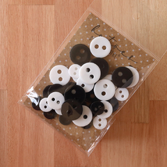 Paleta de Família de botões 10, 12, 15mm - 36 botões | paletas à escolher - Débora Radtke