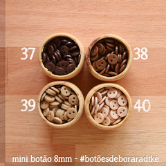 Pacotinho de mini botão 8mm | 30 botões | 48 CORES à escolher - Débora Radtke