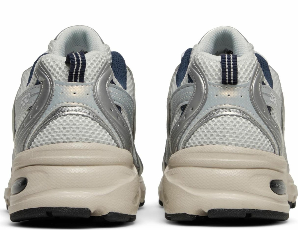 New balance on sale 452 prata