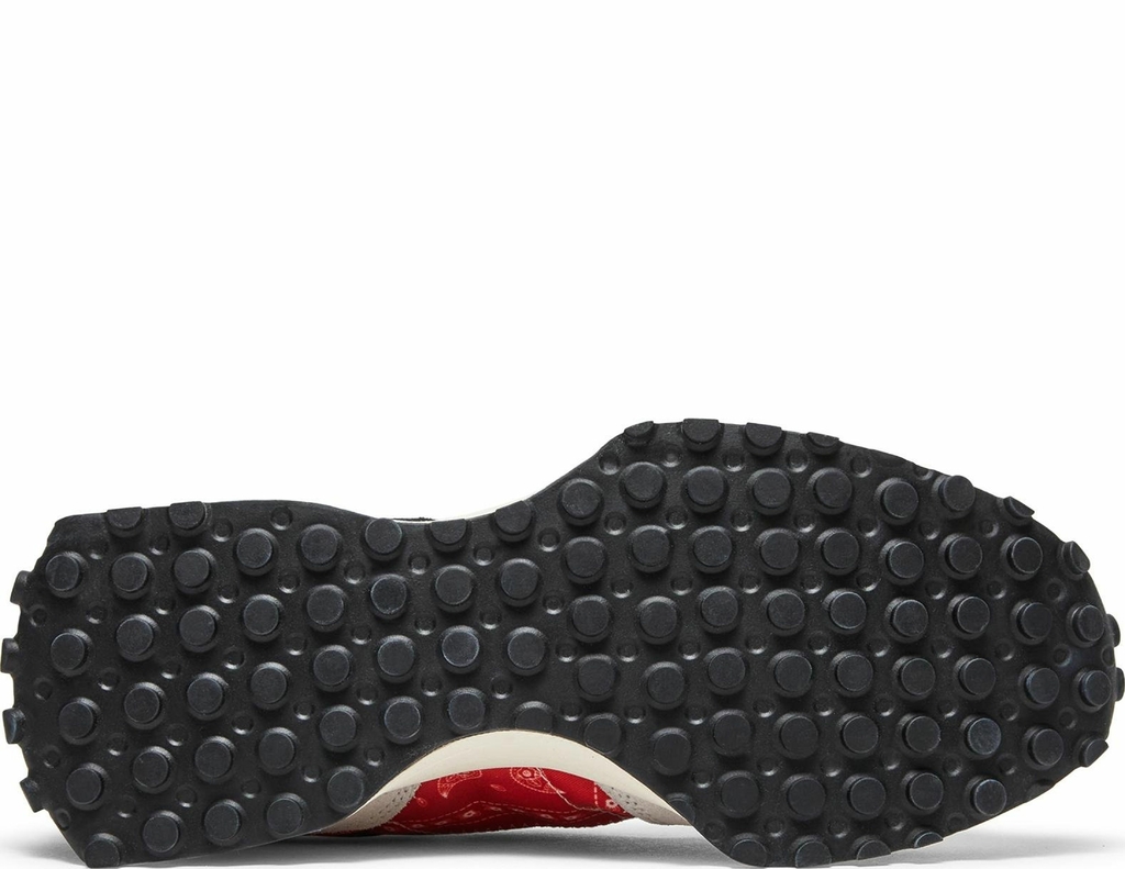 Red hotsell bandana huaraches