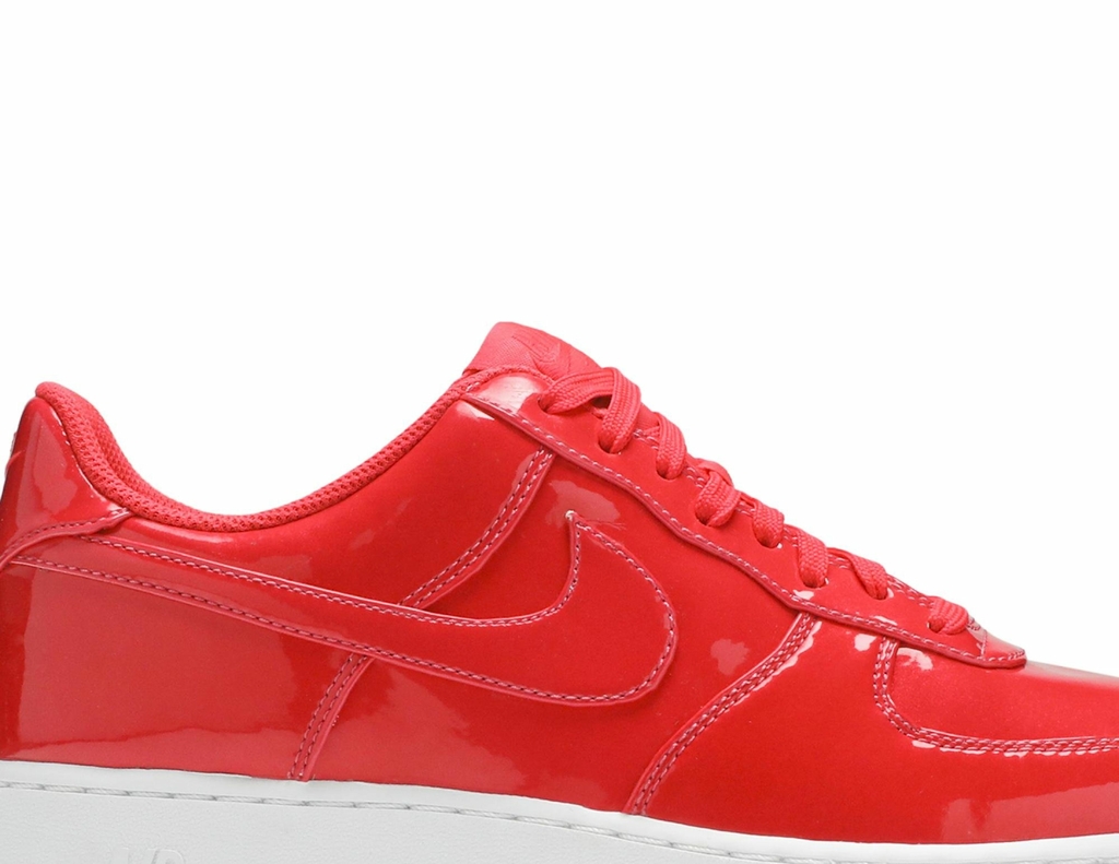 Nike air force 1 07 lv8 store uv red