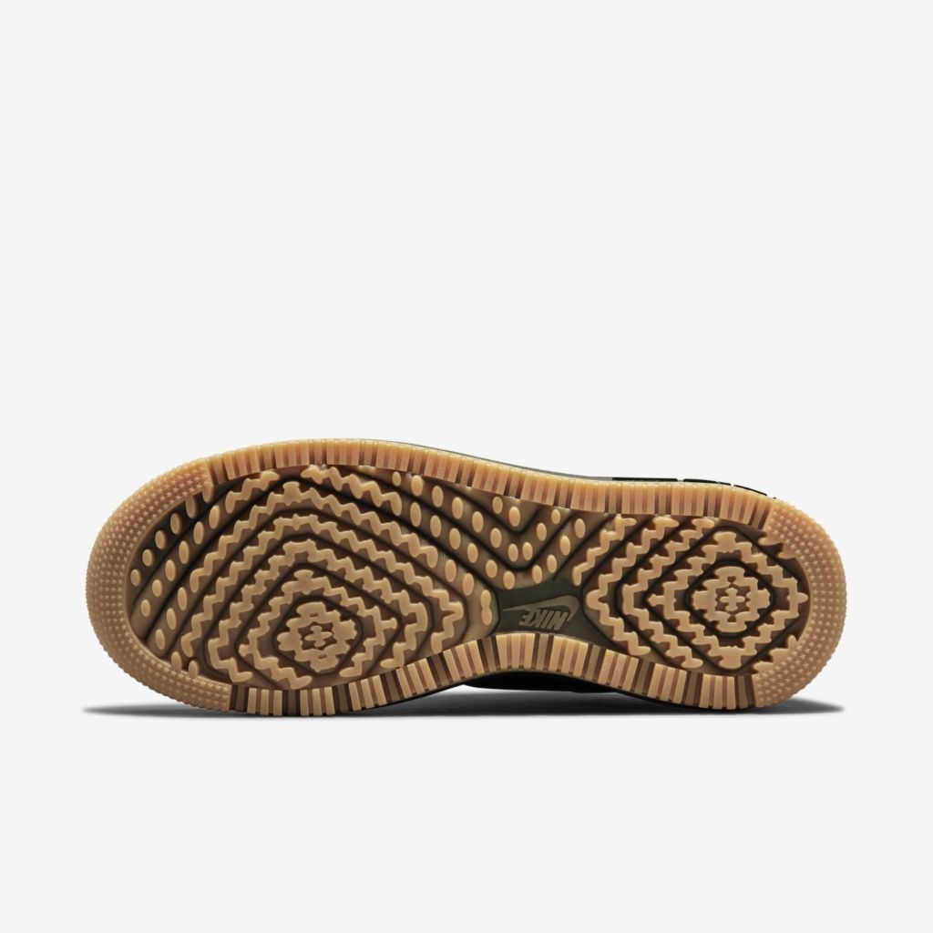 Black and gum bottom air store force ones