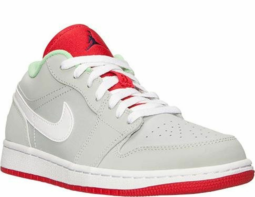 Nike retro sales low tops