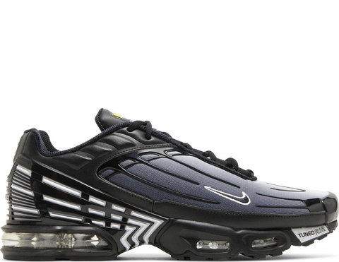 Triple black nike sale air max plus