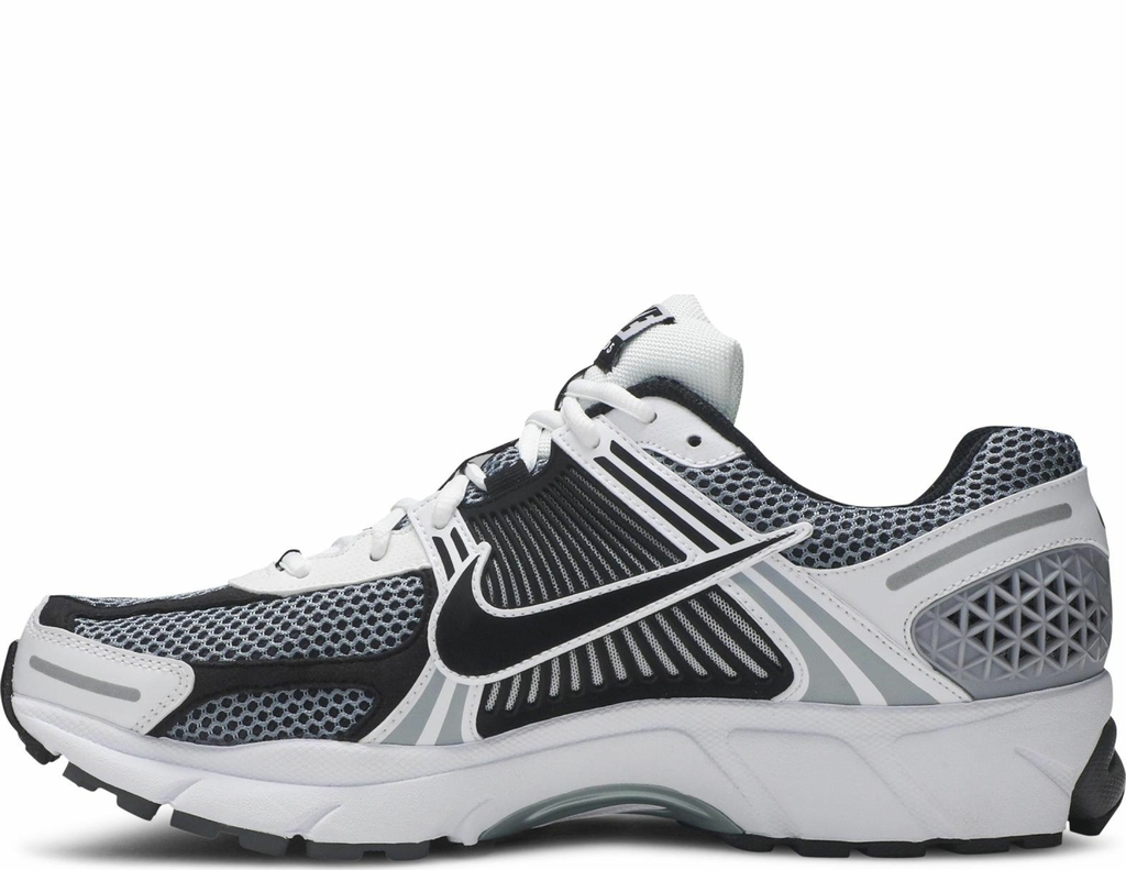 Nike vomero 2025 se sp