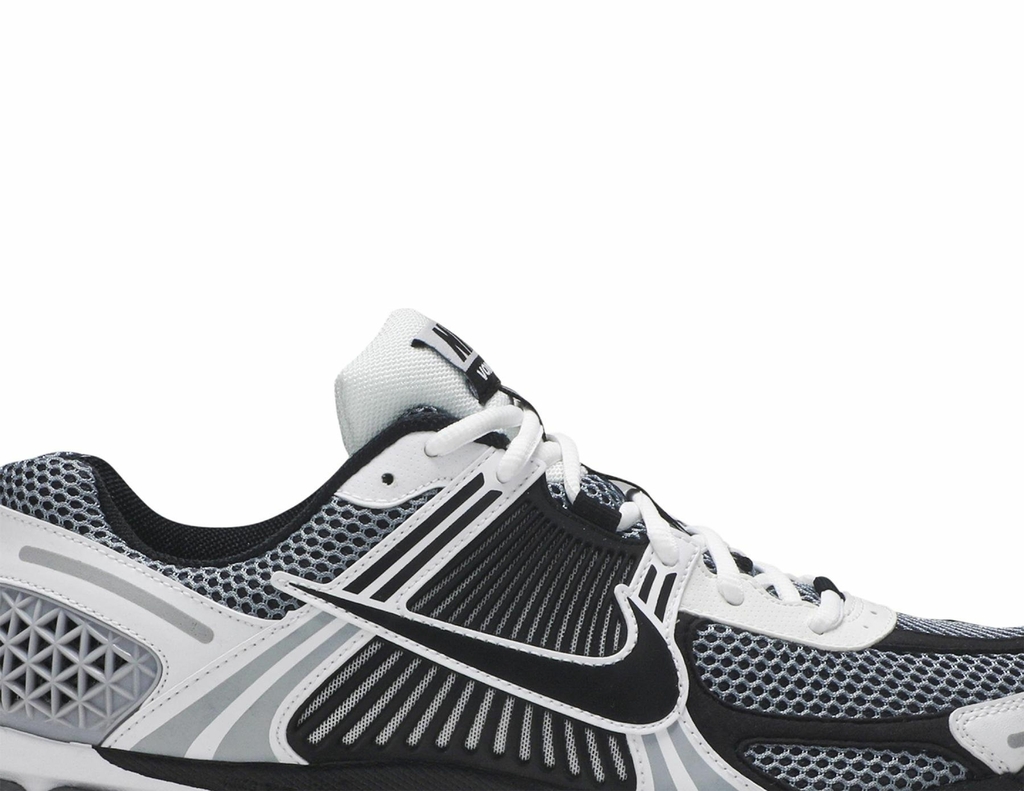 Nike running zoom sales vomero 5 se sp