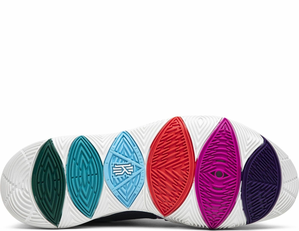 T nis Nike Kyrie 5 Galaxy AO2918 900