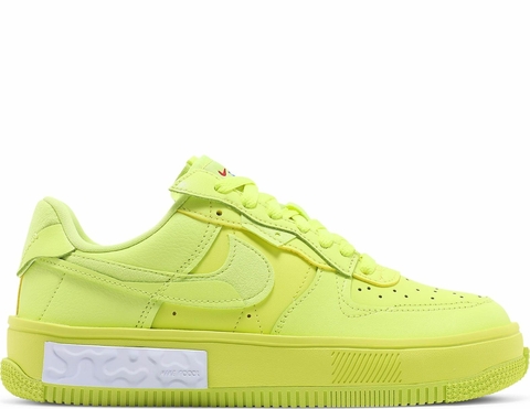 Tenis nike hotsell amarelo neon