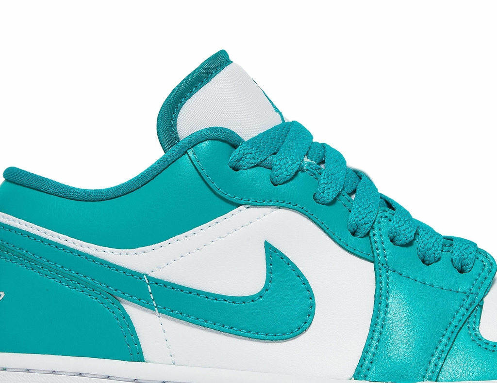 Tênis Nike Wmns Air Jordan 1 Low 'New Emerald' DC0774-132