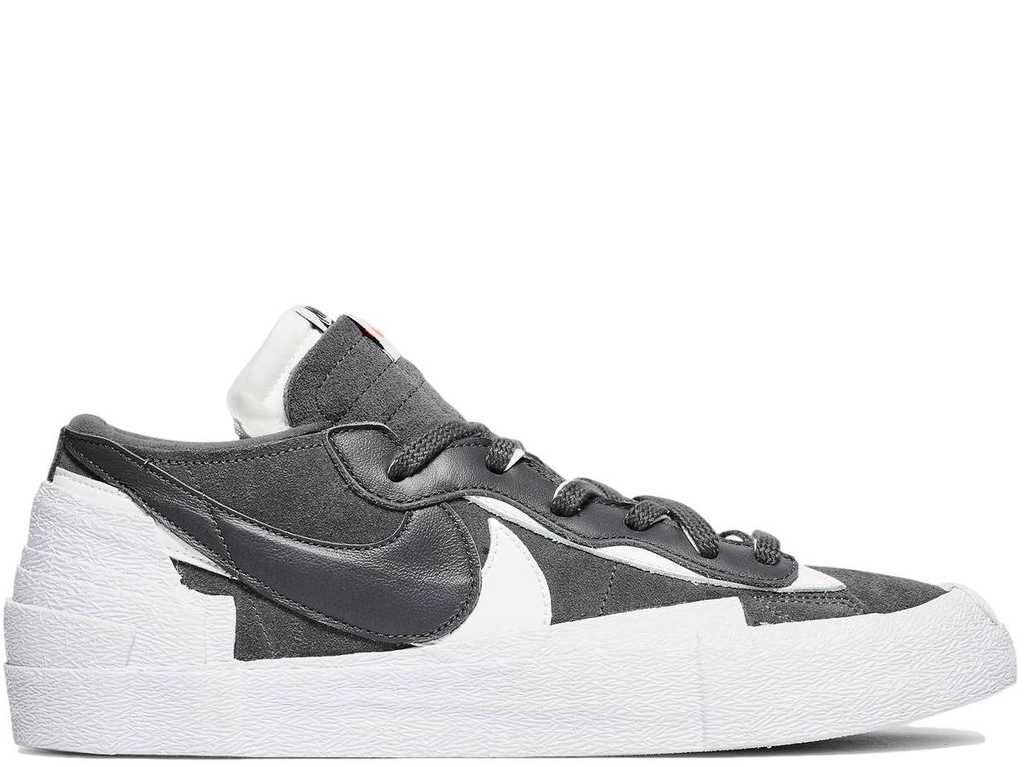 Nike sacai trainers on sale