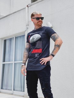 Camiseta LONGLINE GREY MOON na internet