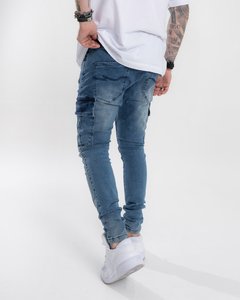 Calça Jeans CARGO BIKER na internet