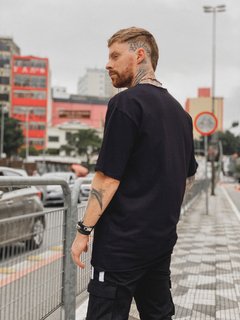 Camiseta Oversized BLACK STREET BAND - Loja Macho Moda