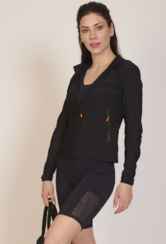 Art. 799 Campera Rompeviento Calada - comprar online