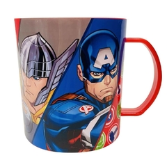 Taza infantil de plástico cresko Avengers Marvel