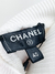 Blusa Chanel Logo Off White Tam.M na internet