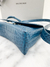 Bolsa Balenciaga Hourglass Croco Azul na internet