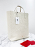 Bolsa Carolina Herrera Reversible Vertical Tote Off White + Clutch - Brechó Closet de Luxo