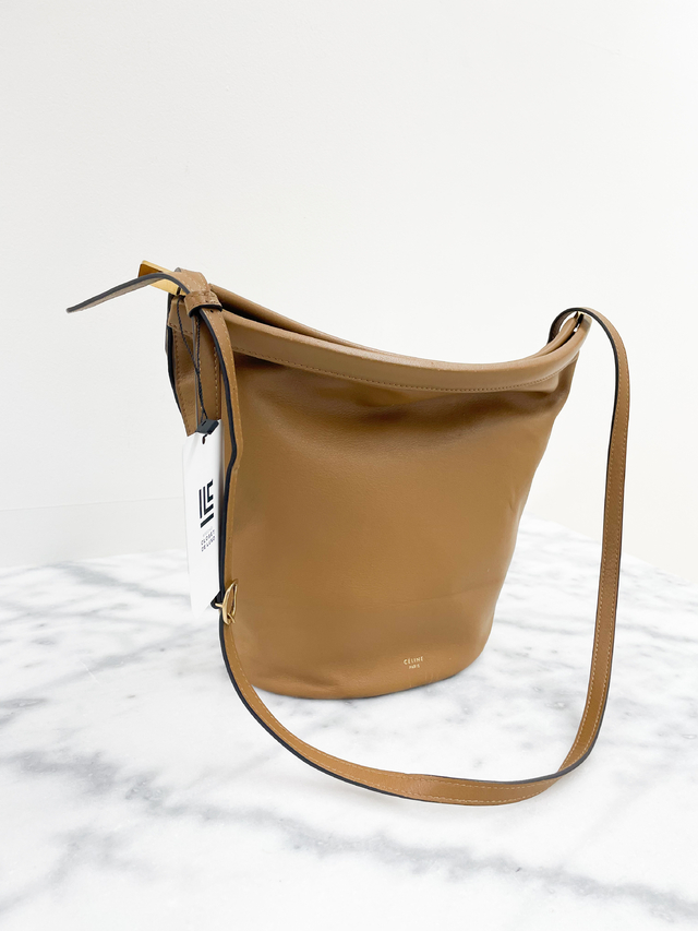 Celine clasp bucket top