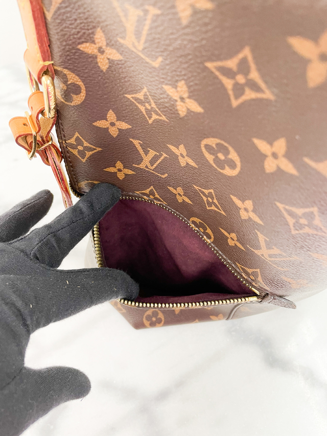 Bolsa Louis Vuitton Melie Monograma