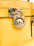 Bolsa Michael Kors Hamilton Saffiano Mustard Lock - Brechó Closet de Luxo